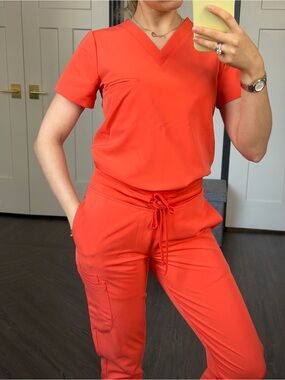 Womens V-Neck Scrub Pants Suit in Bright Coral